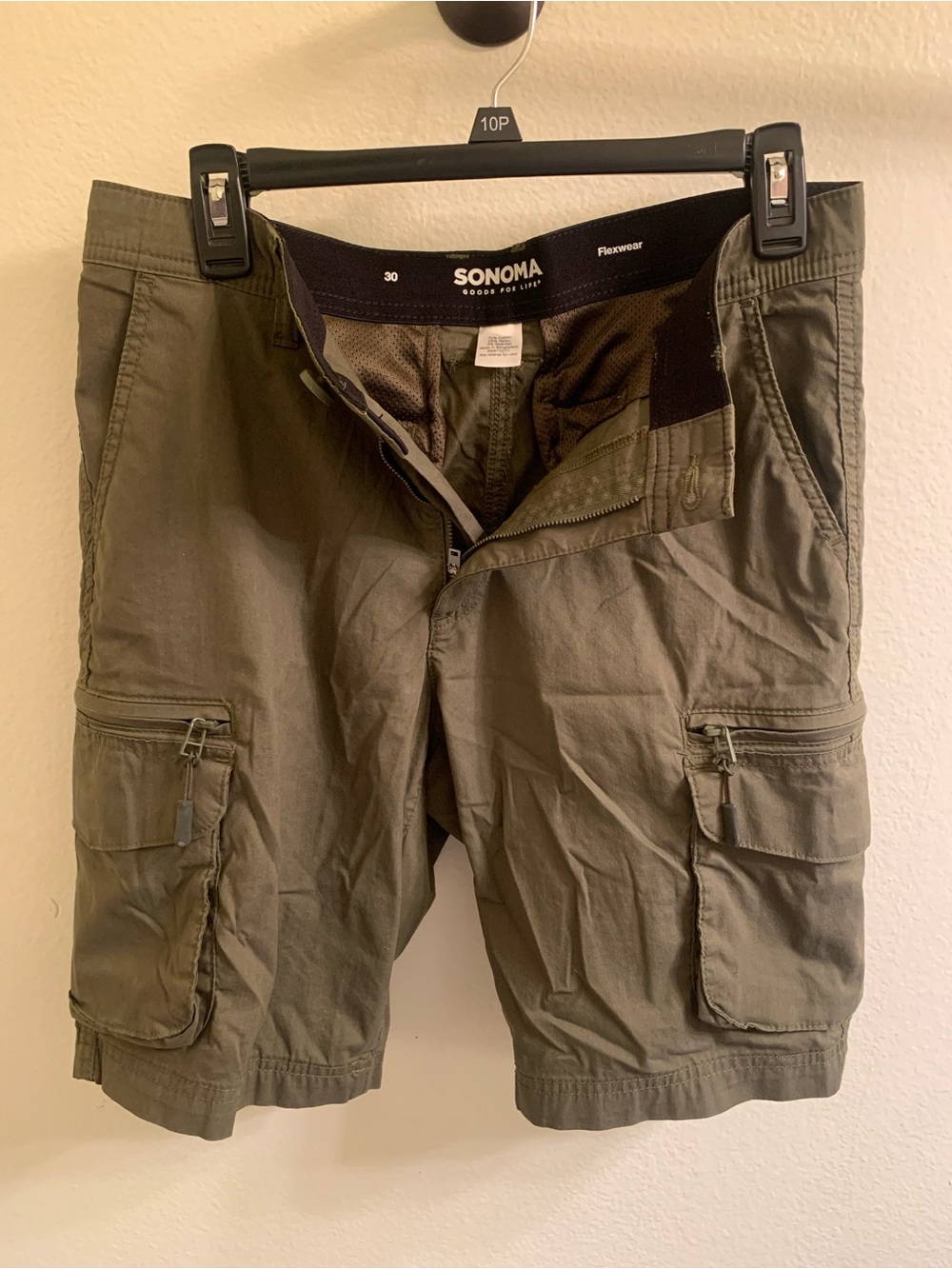 SONOMA Flexwear Men's Olive Cargo Shorts with Zip Pockets